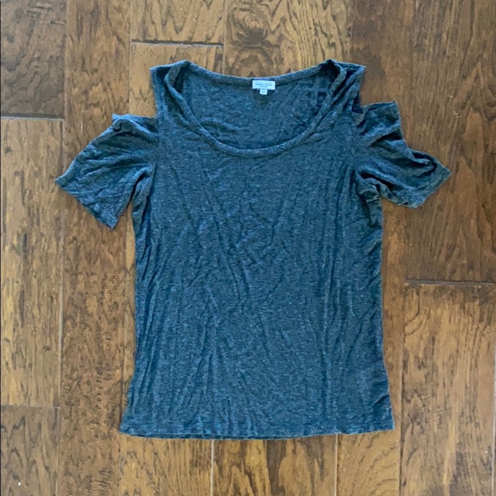 Splendid Cold Shoulder Tee in Grey